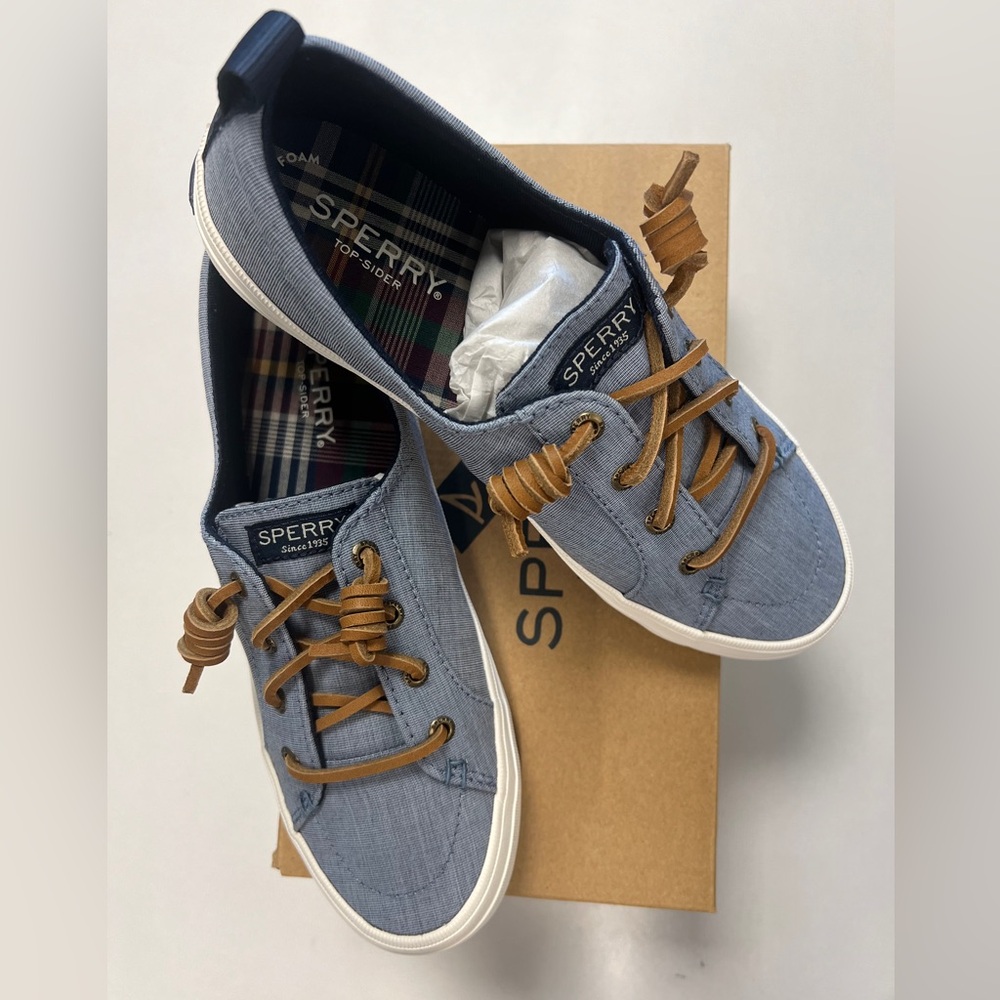 Sperry slip on sneakers *NWT*
